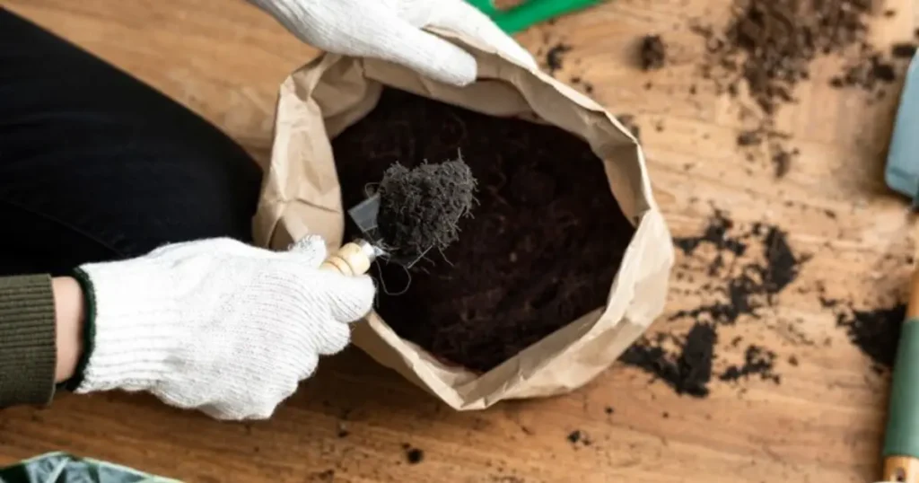 Gardening soil and Potting soil